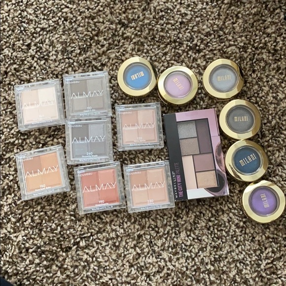 Drug store eyeshadow bundle - Picture 1 of 4